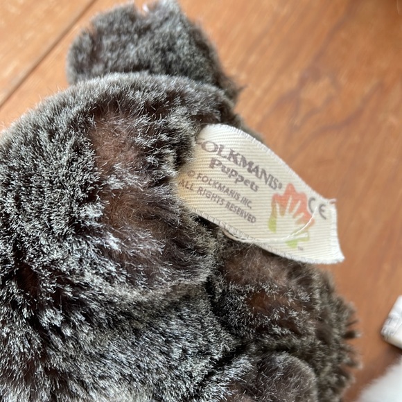 Hand puppets, Beluga, Bunnies,Raccoon , Folkmanis, Kellytoy, Millennium, Yangjee - Picture 2 of 10